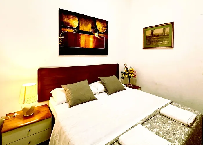 4 Bed Luxury Near Colosseum